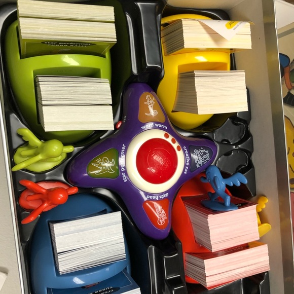 Cranium Turbo Edition Board cards Game for all family - Picture 2 of 8